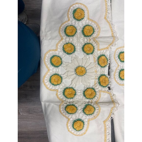 Set of Handmade Embroidered Yellow Flower Pillowcases King Size - Picture 6 of 6